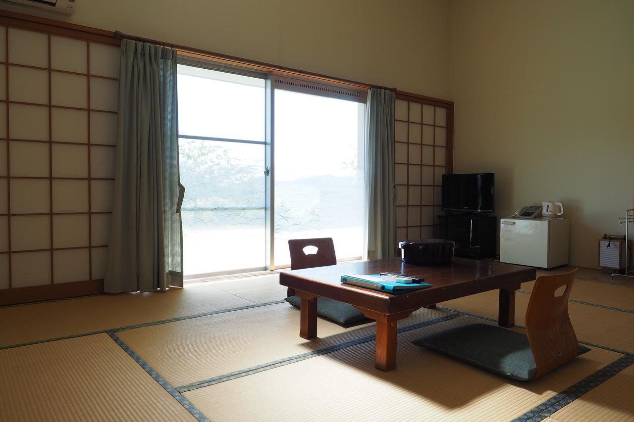 Kokuminshukusha Shodoshima Hotel Exterior photo